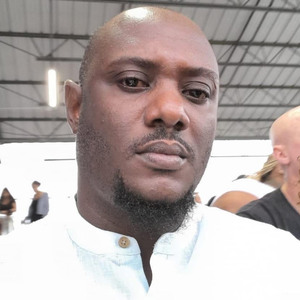 Guide Mi Steps (Radio Edit)