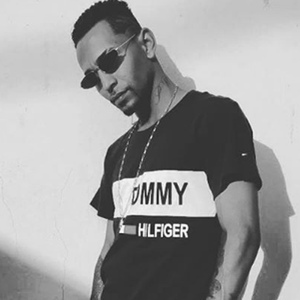 244 Sempre Sorridente