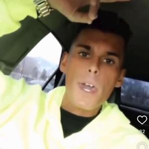 100 rounds (feat. glyxten)