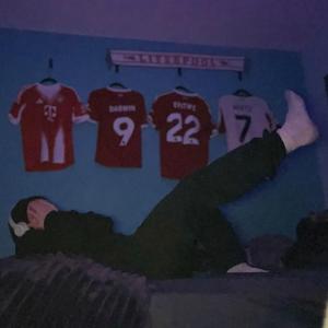 Decibles (feat. G!NTZ)