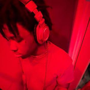 EBK (feat. Luhscamm)