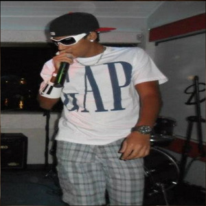 Para de Curtir Minhas Fotos e Chamo Logo pra Fuder