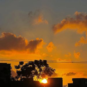 岁月不居，时节如流