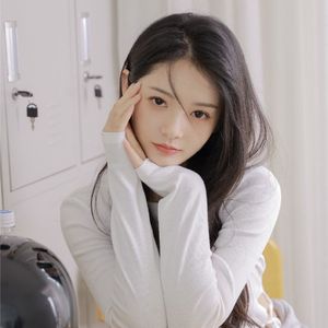 我的爱不值钱 伴奏