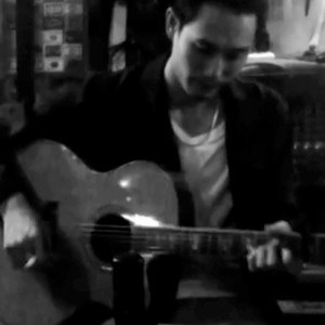 รอยเขียนบนหาดทราย