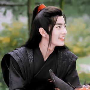 倾城一笑（翻自 艾辰）