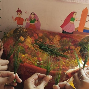 सुरता रंगमहल में चाल फुलड़ा री सेज बिच्छी