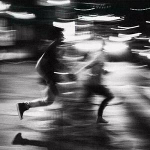 把孤独当做晚餐