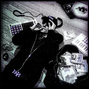 HUSTLE NIKDY NEPOČKÁ