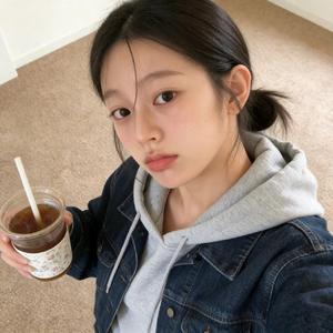 大风吹倒梧桐树