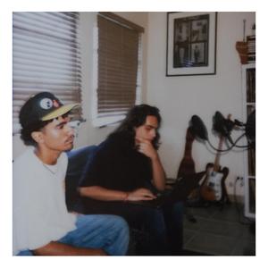 Las 12 (feat. Aurelio Adasme)