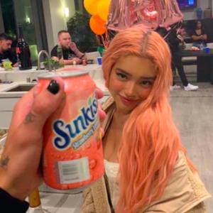 JENNIFER ON THE DANCE FLOOR TONIGHT