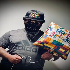 We Don't Run (feat. Chi-Myth & Prophecy)