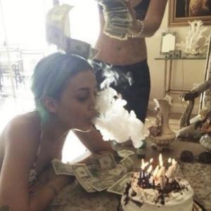 home alone (feat. nettspend)