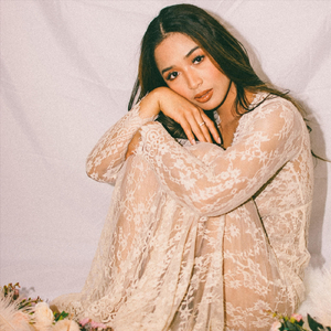 Happier with Her (feat. Sarah Lyons)