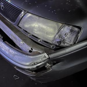 hollywood (feat. Tota)