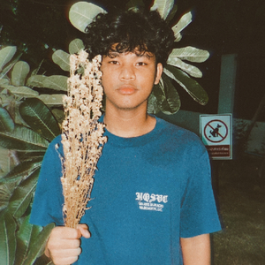 นักร้องหัวฟูอยากบอกรัก