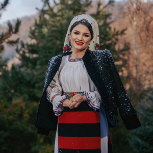 Noi umblam sa colindam