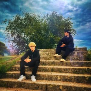 Kahdestaan (feat. Michael Anders)