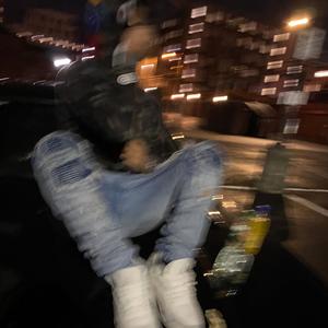 Hop Out Gang (feat. Nsl Tae)