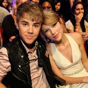 - As Long As You Love Me & I Knew You Were Trouble（JB / SW / Jaker_dawson remix）