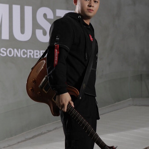 沧海一声笑（翻自 许冠杰）