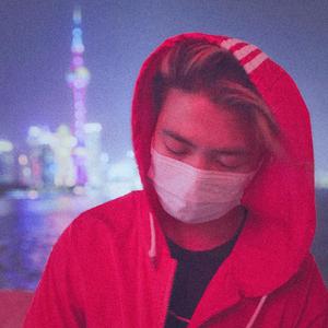 不想再去努力靠近你