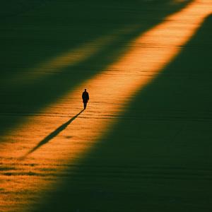 成为自己的太阳