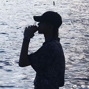 遗憾相拥的离别之曲