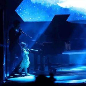 伊莲娜（翻自 Hélène）