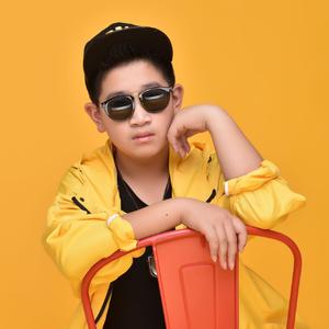 《我们的九班》