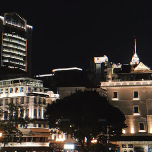 负重一万斤长大