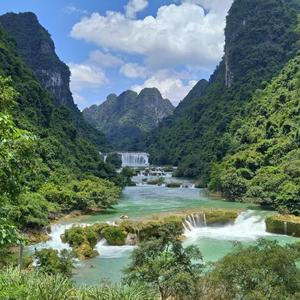 《风光兆华流水》 伴奏