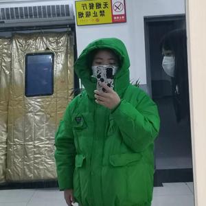 好可爱的侯春雨