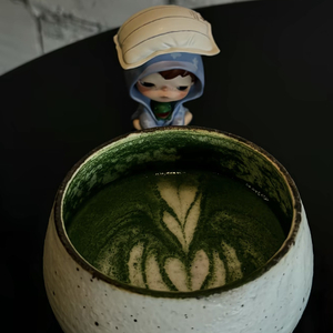 恨是凝固的琥珀 爱是易逝的流沙