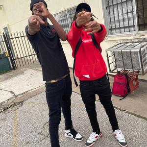 2 man (feat. Abckobo)