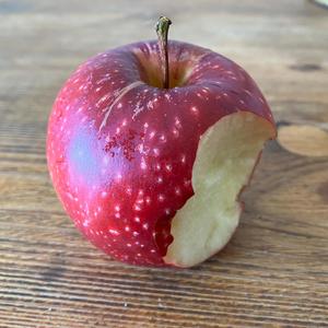 Eating An Apple (Sound)