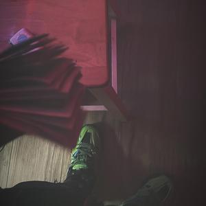 Paragliding (feat. Yung Wardy)