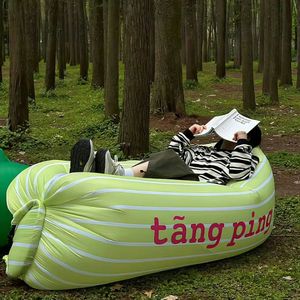 故意避开的人往往是很在意的人