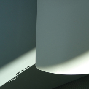 Nichtmusikalische Stadt Unter Schritten (Mathew Jonson Remix)