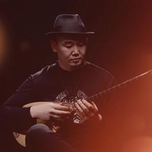 山鹰 - 巴合达提·山斯孜拜