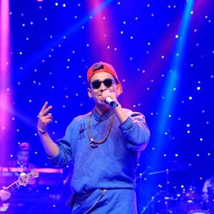 真假（最终） 伴奏