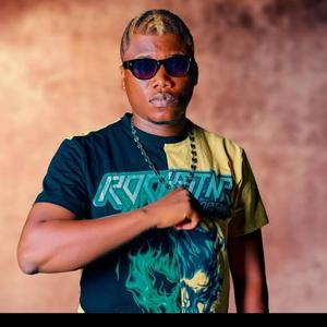 Dj top one Royaume 400. Chapishow (feat. Nzakomba. Et Messi M10)