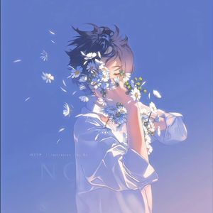 雕花窗棂上的藤蔓爱恋