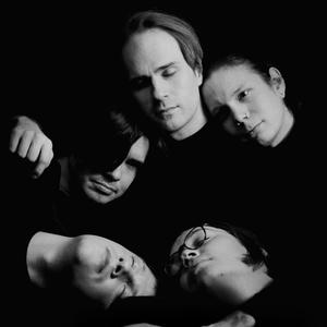 Musta valo soittaa mun talossani (live) (live)