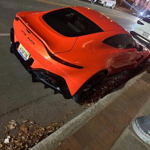 Love in the air (feat. Thrax)