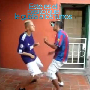 Este Es el Pasito Que Le Gusta a los Turros