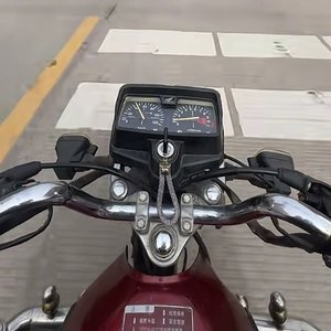 村长！！我又翻来咯！！