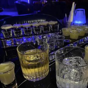 RED LIGHT GREEN LIGT