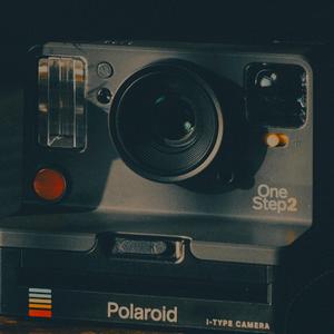 Polaroid